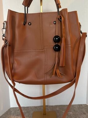 Boho Tan Vegan Leather Bucket Tassel Handbag Crossbody Slouchy Minimalist Purse
